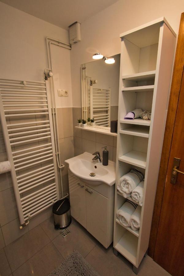 Apartment Zizi Omiš Dış mekan fotoğraf