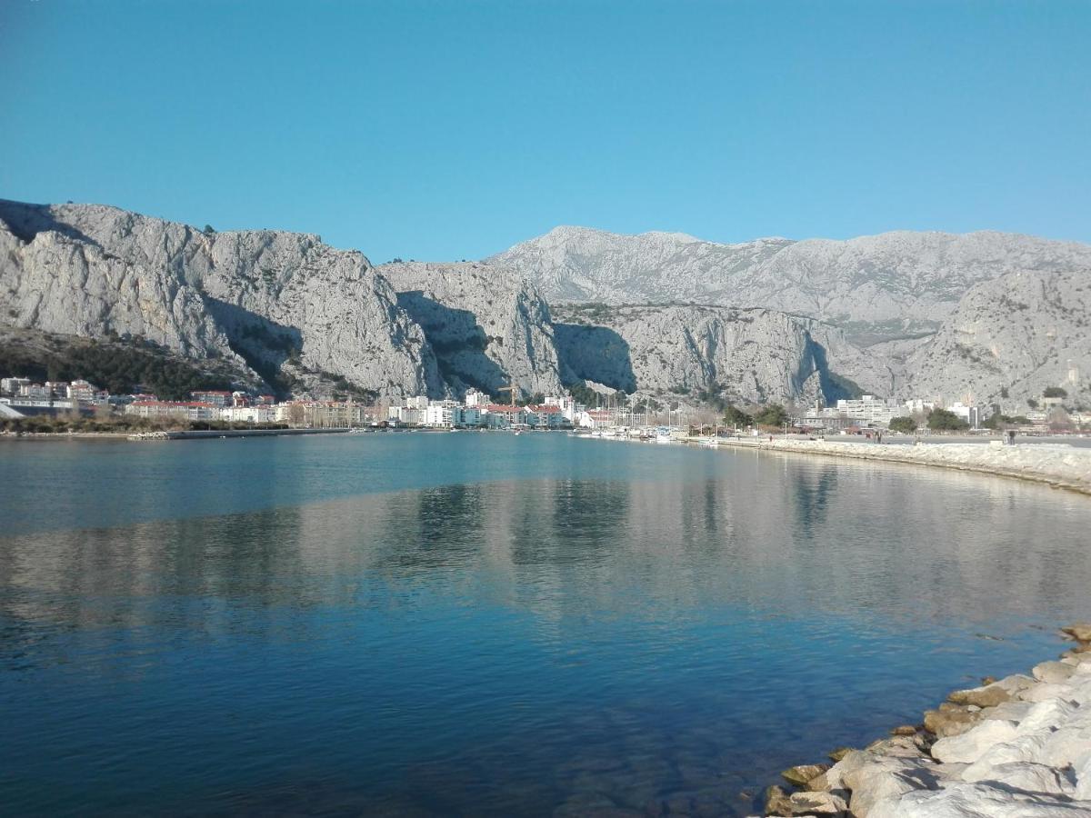 Apartment Zizi Omiš Dış mekan fotoğraf