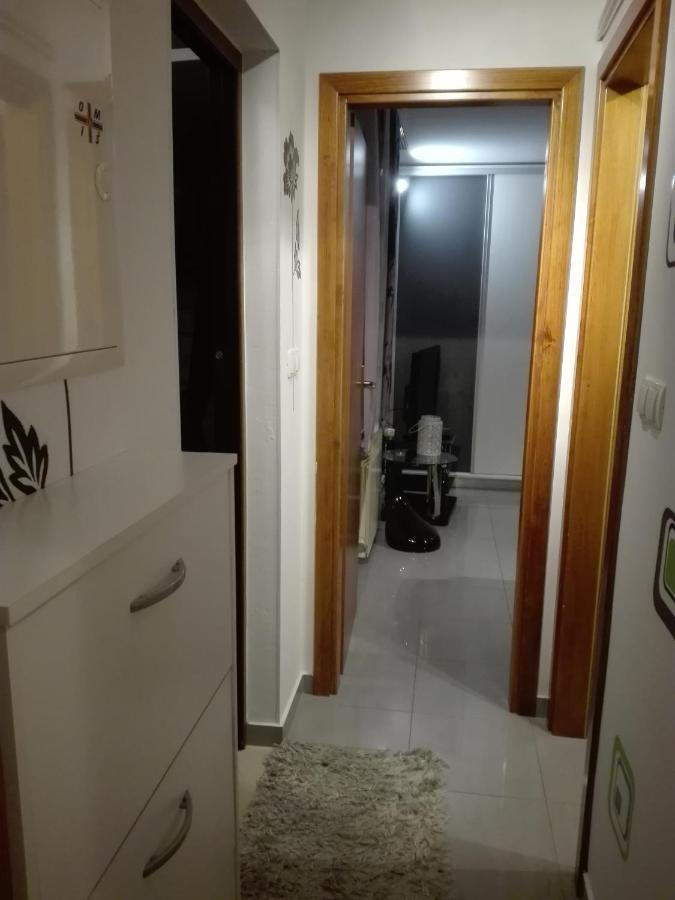 Apartment Zizi Omiš Dış mekan fotoğraf