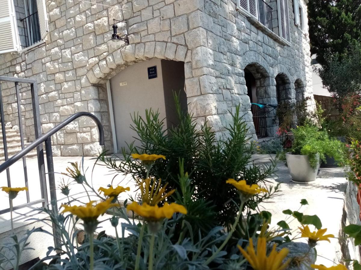 Apartment Zizi Omiš Dış mekan fotoğraf
